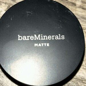 Bareminerals Matte Loose Foundation in Warm Dark 26 28g